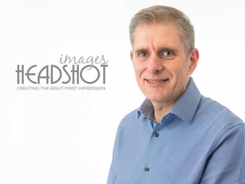 professional white backdrop headshot images